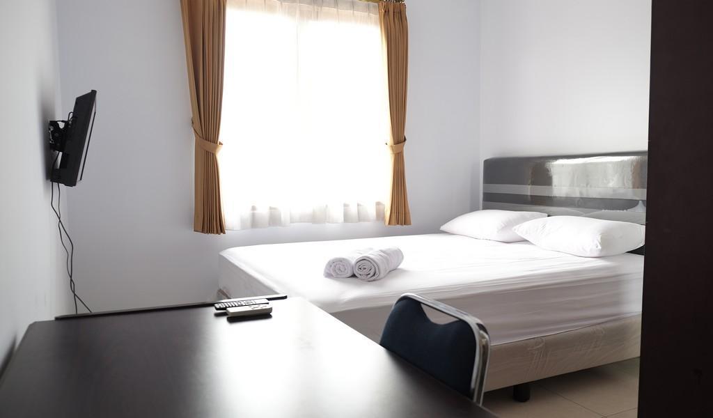 Wisma tamu Reddoorz Near Supermall Karawaci 2 2*